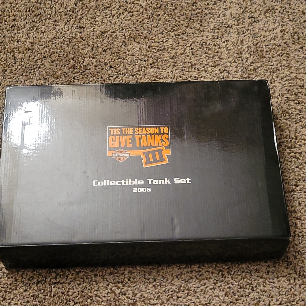 Harley Collectable Tank Set